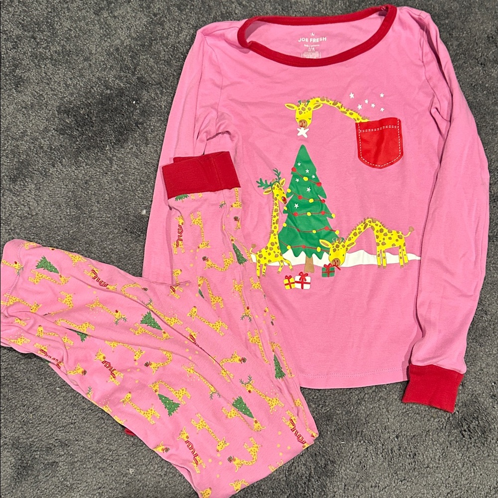 Joe Fresh Pink Giraffe Christmas Pajama Set 10/12
